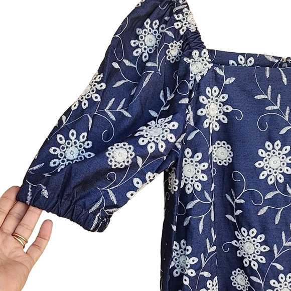 ANNE KLEIN Blue Embroidered Chambray Denim Dress 12 Floral Cotton - Picture 8 of 15